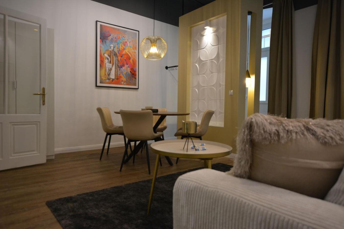 Meetsleopold Lägenhet Wien Exteriör bild